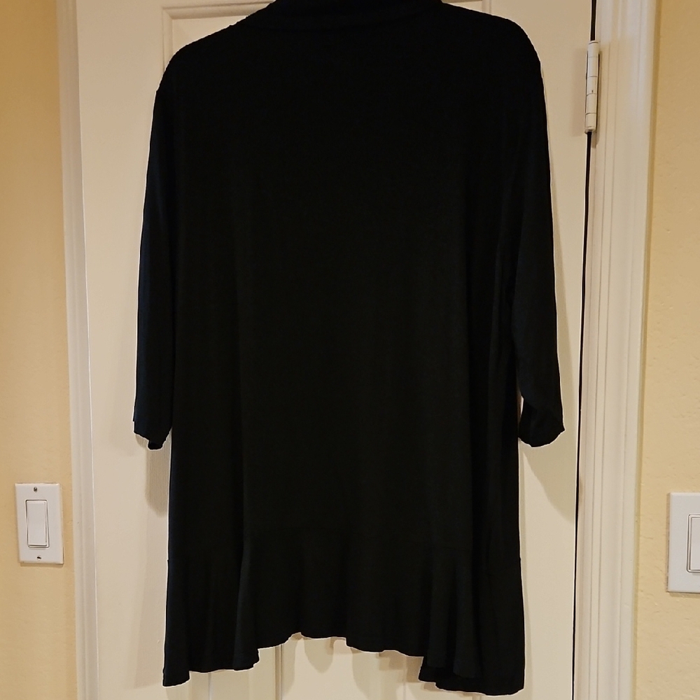 Elegant Black Women's Cardigan - Picture 9 of 12
